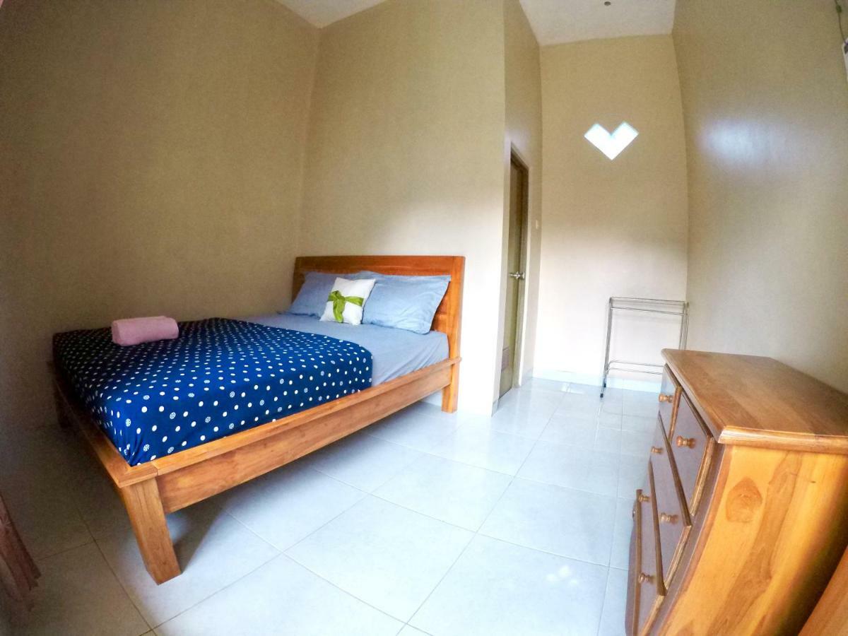 Asta Homestay Karimunjawa Exterior photo